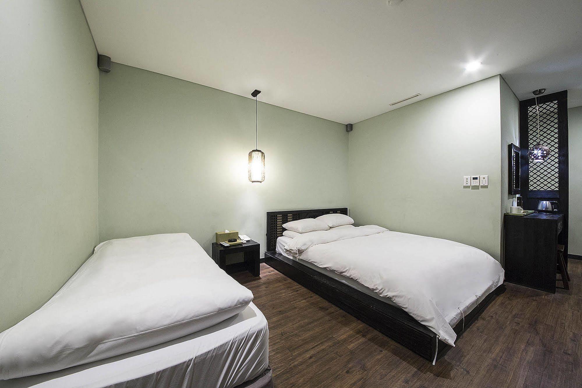 Mate Hotel Seoul Gimpo Exteriör bild