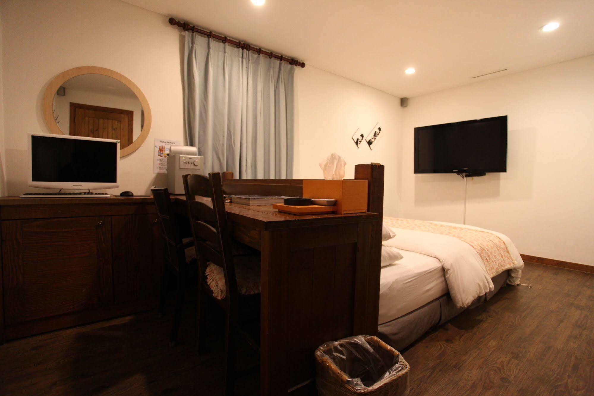 Mate Hotel Seoul Gimpo Exteriör bild